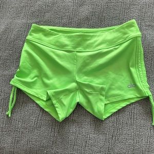 Alo yoga shorts